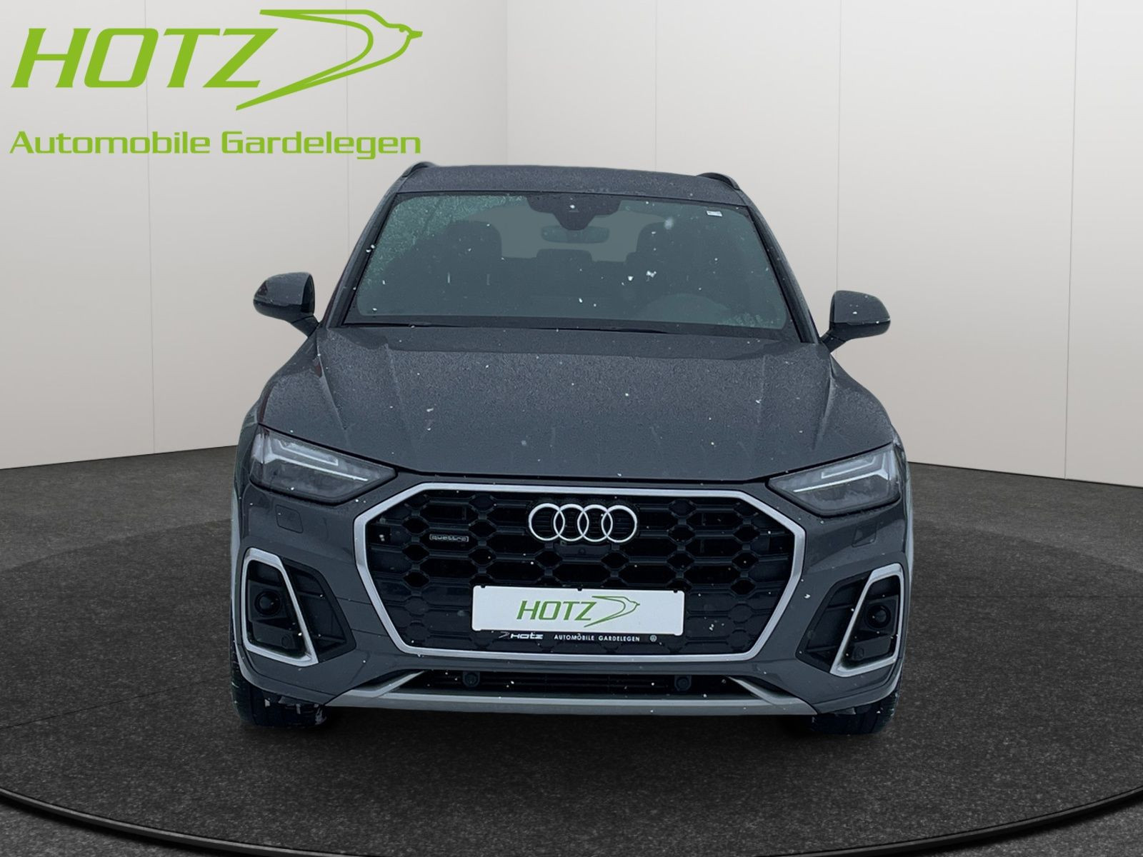 Audi - Q5_9