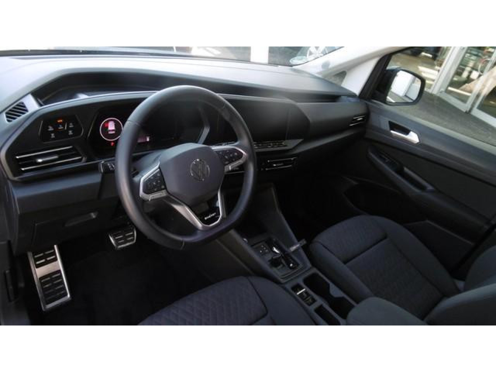 Volkswagen - Caddy_9