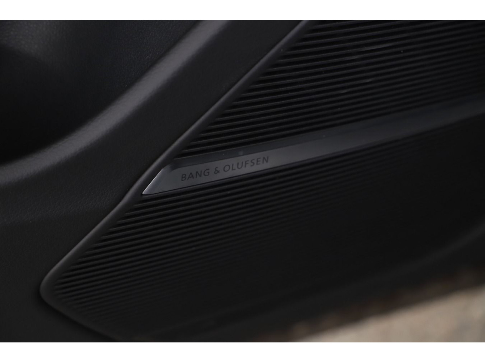 Audi - Q8_9 Audi - Q8_9