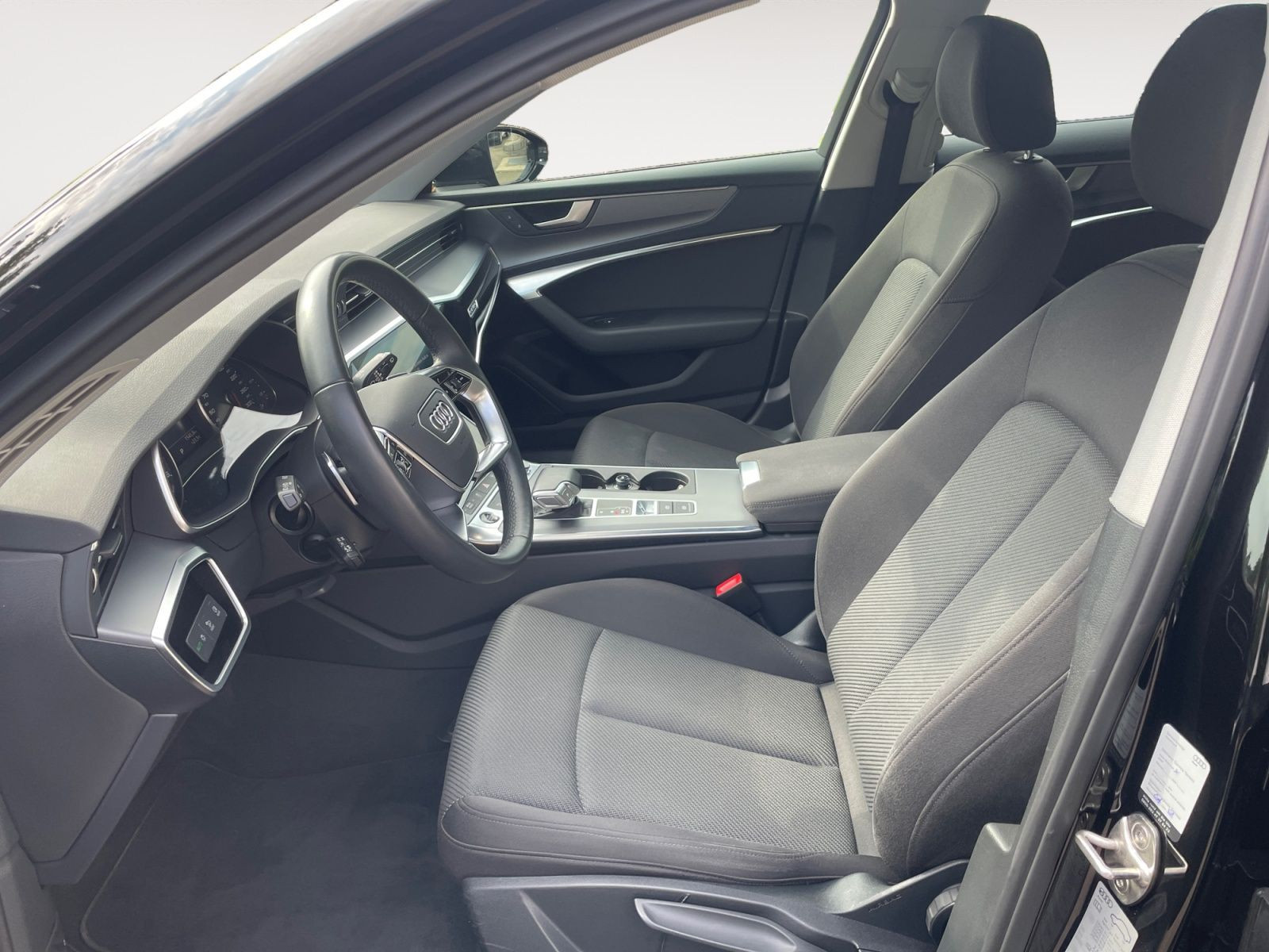 Audi - A6 Avant_10