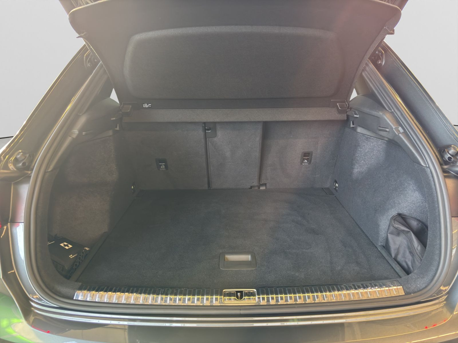 Audi - Q3_17