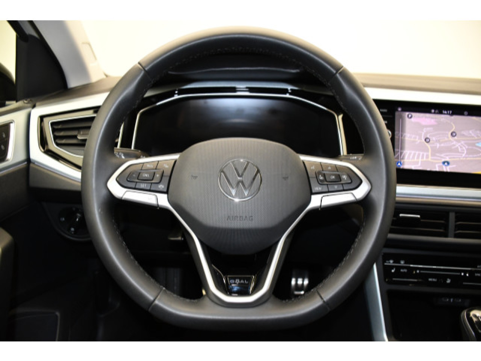 Volkswagen - Polo_5