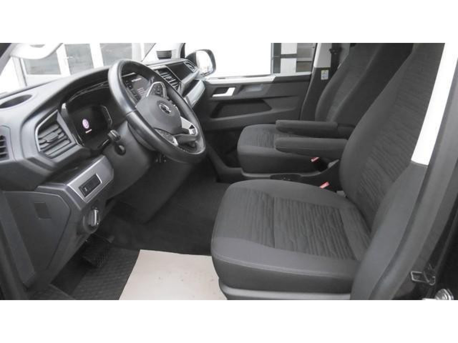 Volkswagen - T6.1 Multivan_6