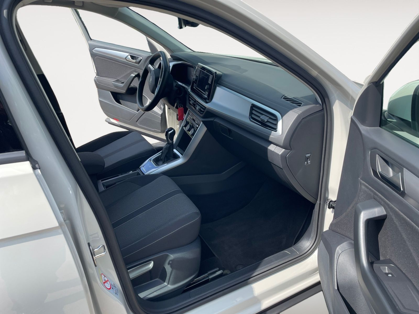 Volkswagen - T-Roc_16