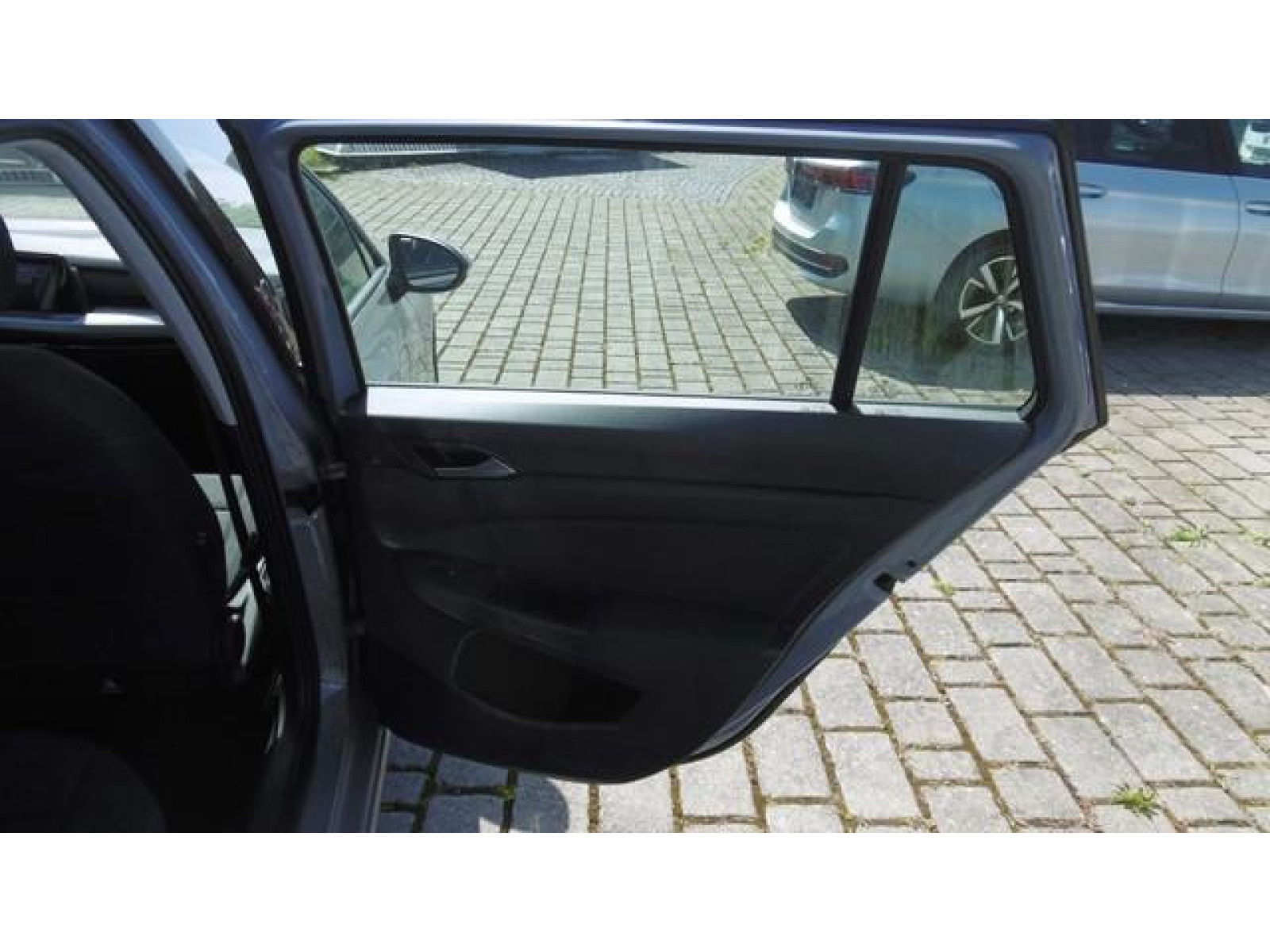Volkswagen - Golf Variant_16