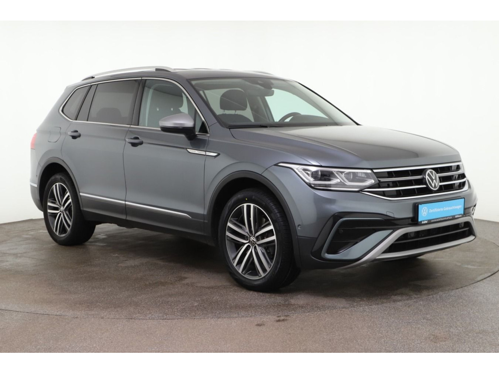 diagonal-frontansicht-aussen