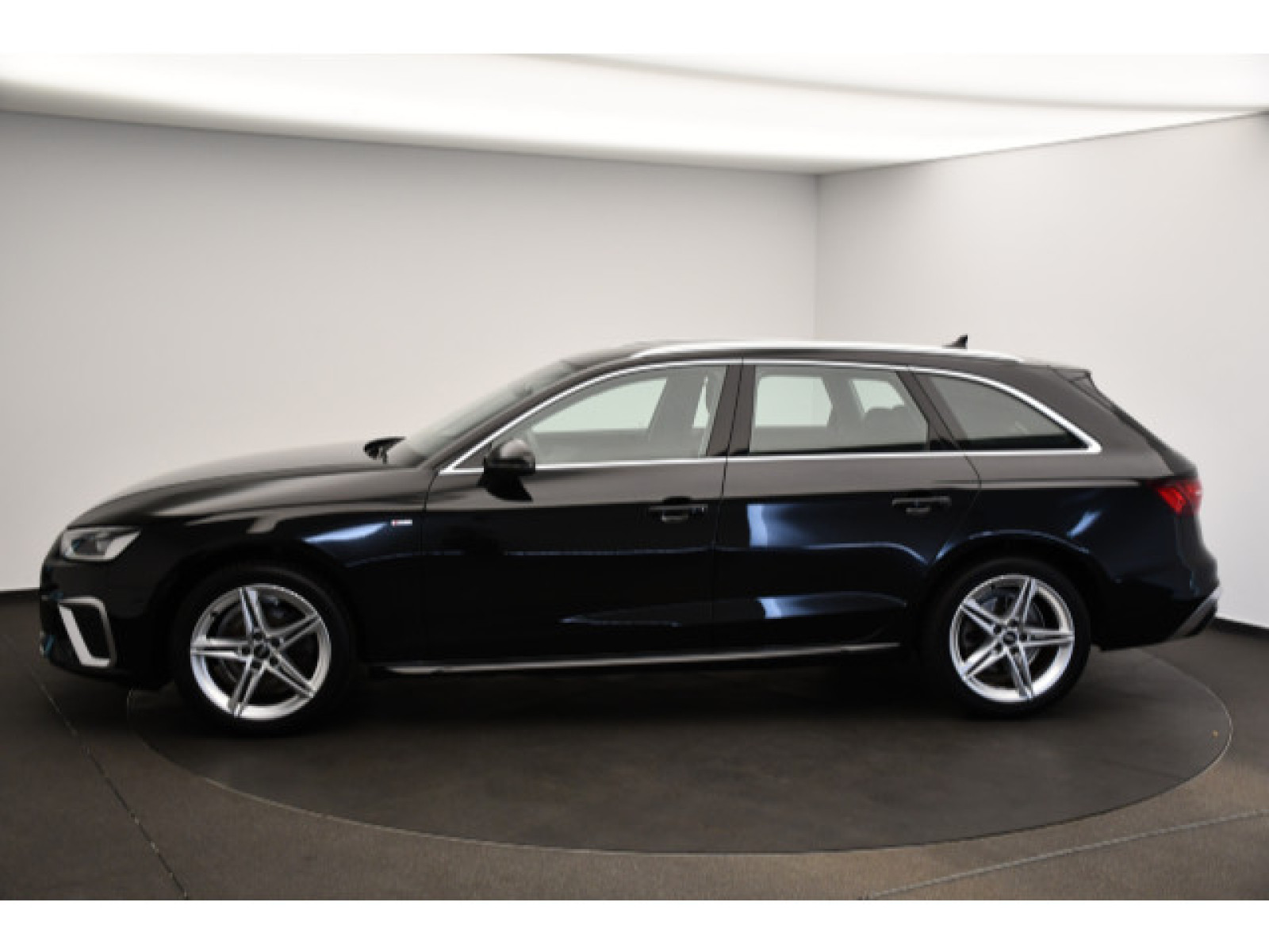 Audi - A4 Avant_15