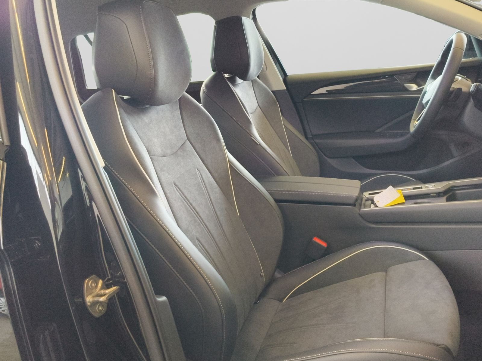 Volkswagen - Passat_21