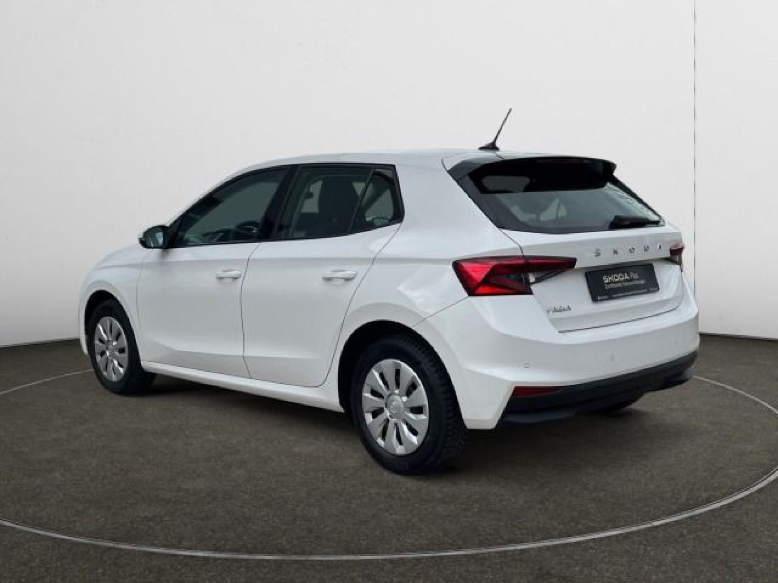 diagonalansicht-hinten-aussen