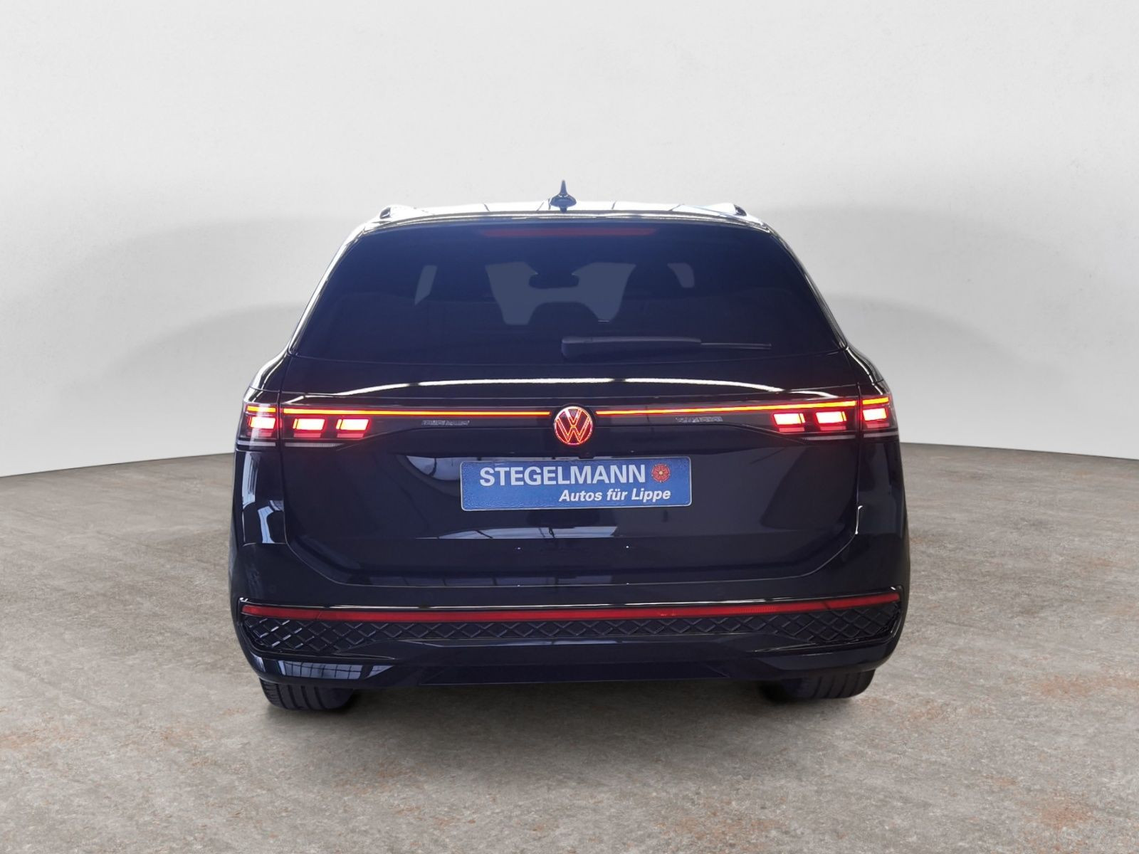 Volkswagen - Passat_5