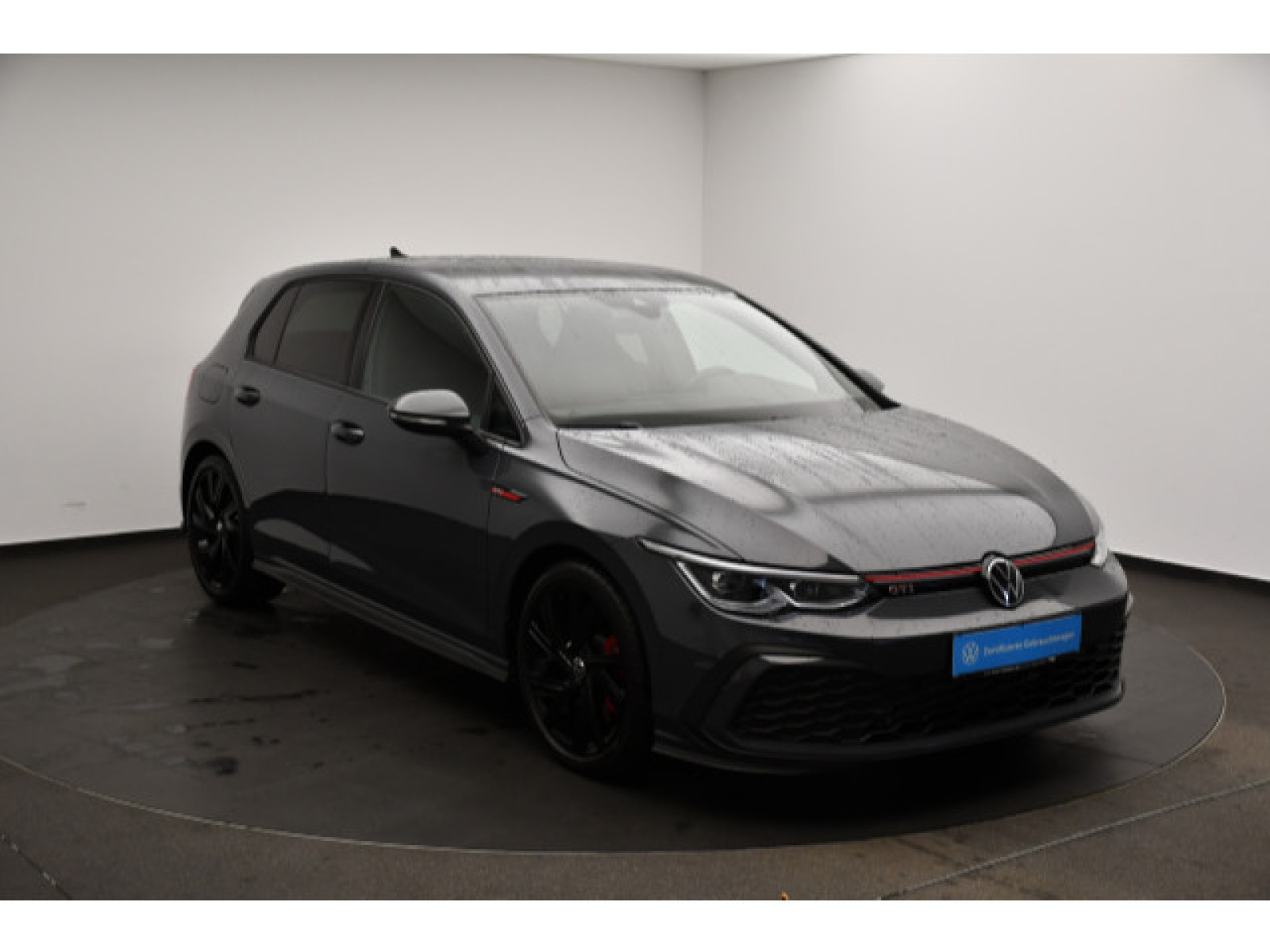 Volkswagen - Golf GTI_12