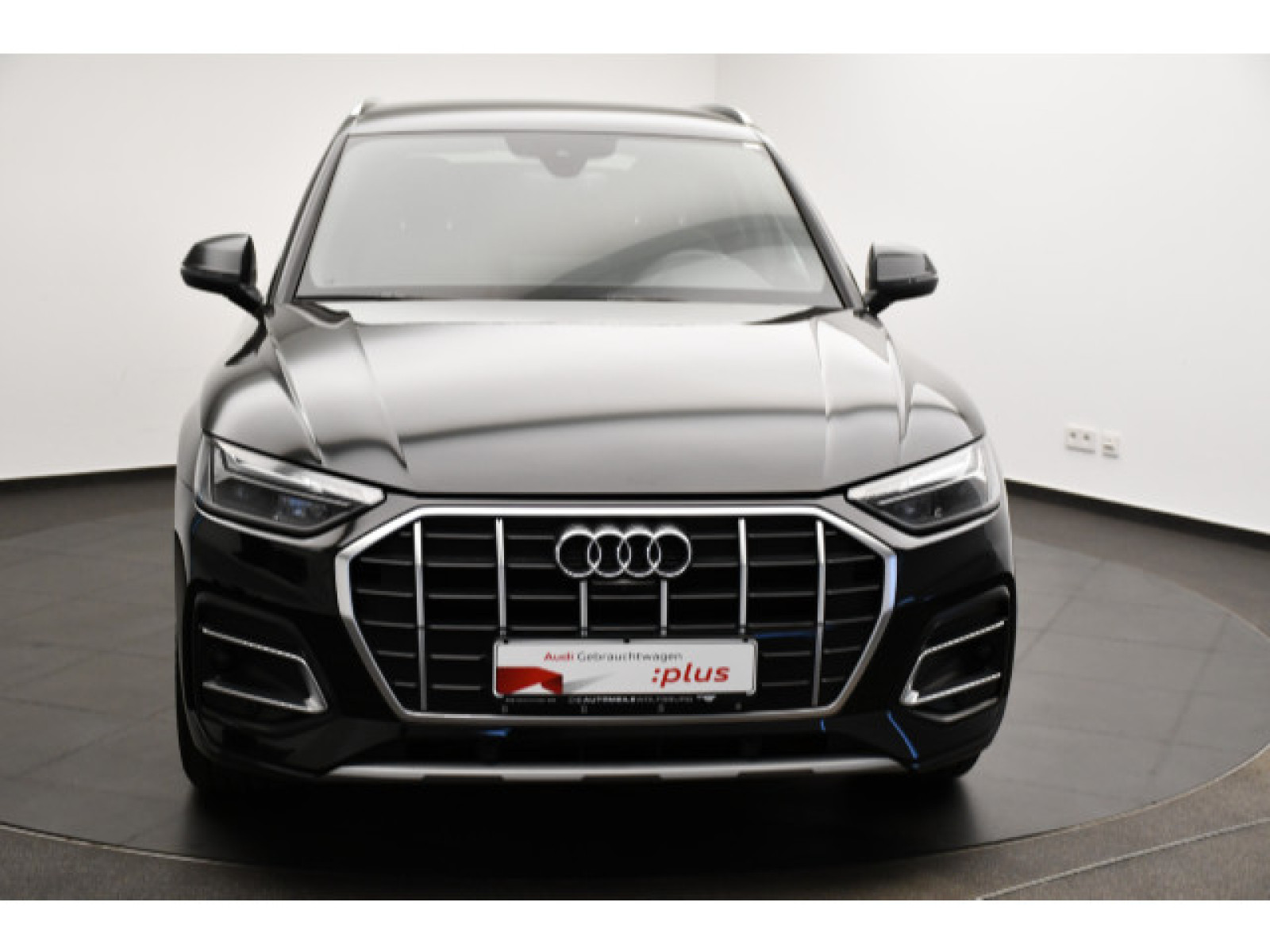 Audi - Q5_19
