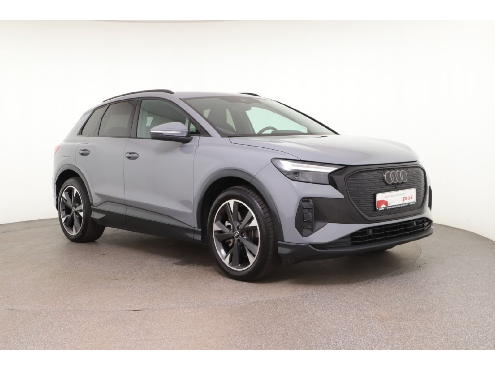 Audi - Q4 e-tron_6