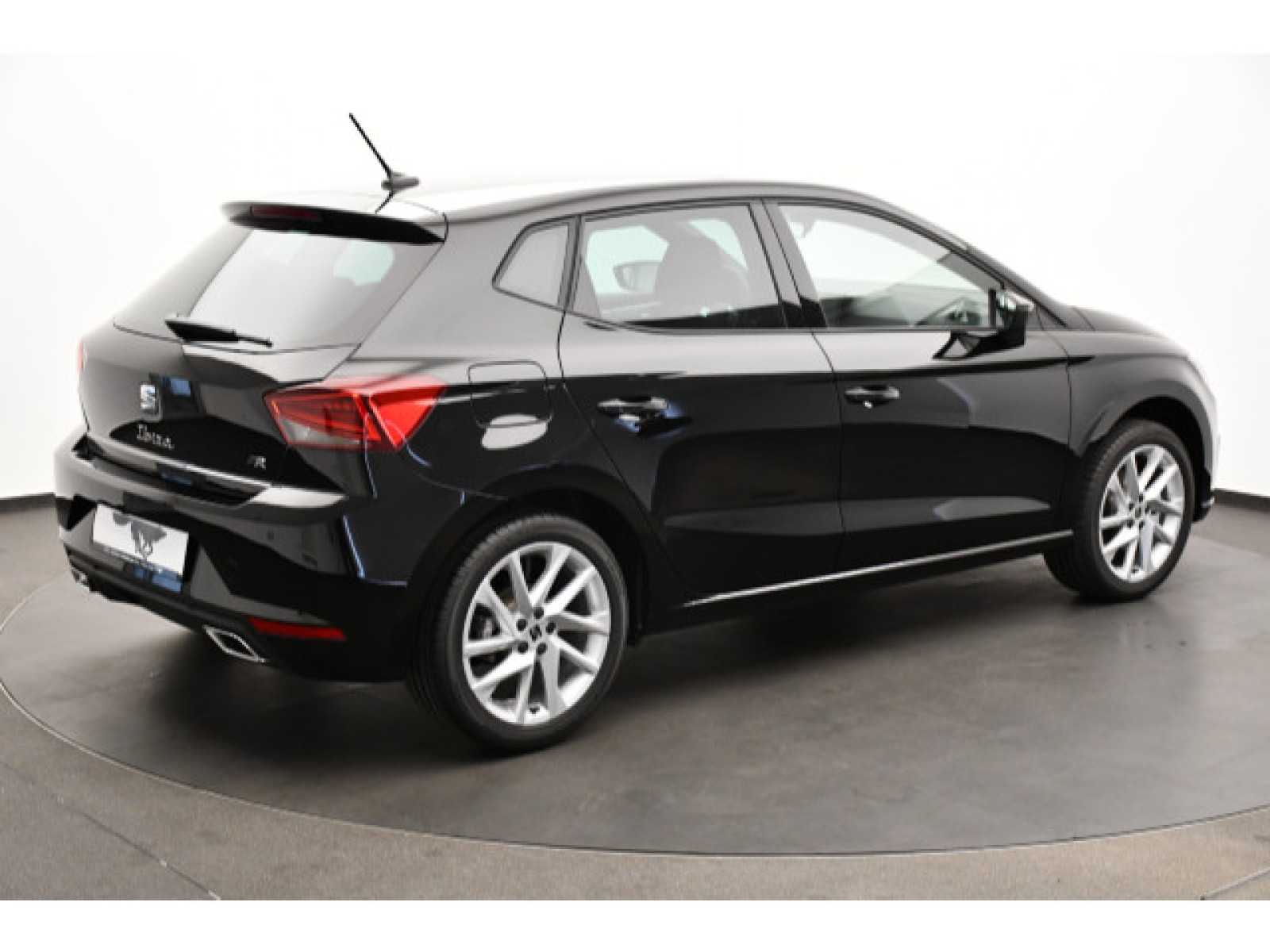 diagonalansicht-hinten-aussen