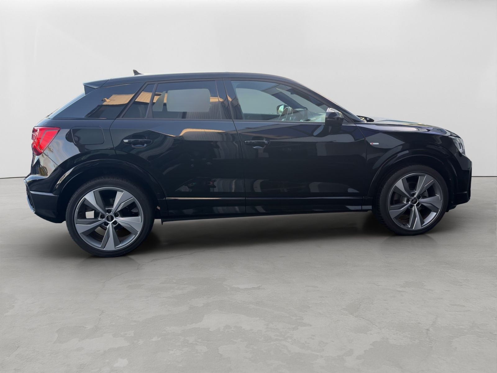 Audi - Q2_7