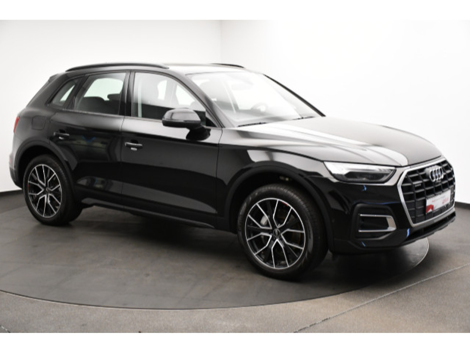 Audi - Q5_17
