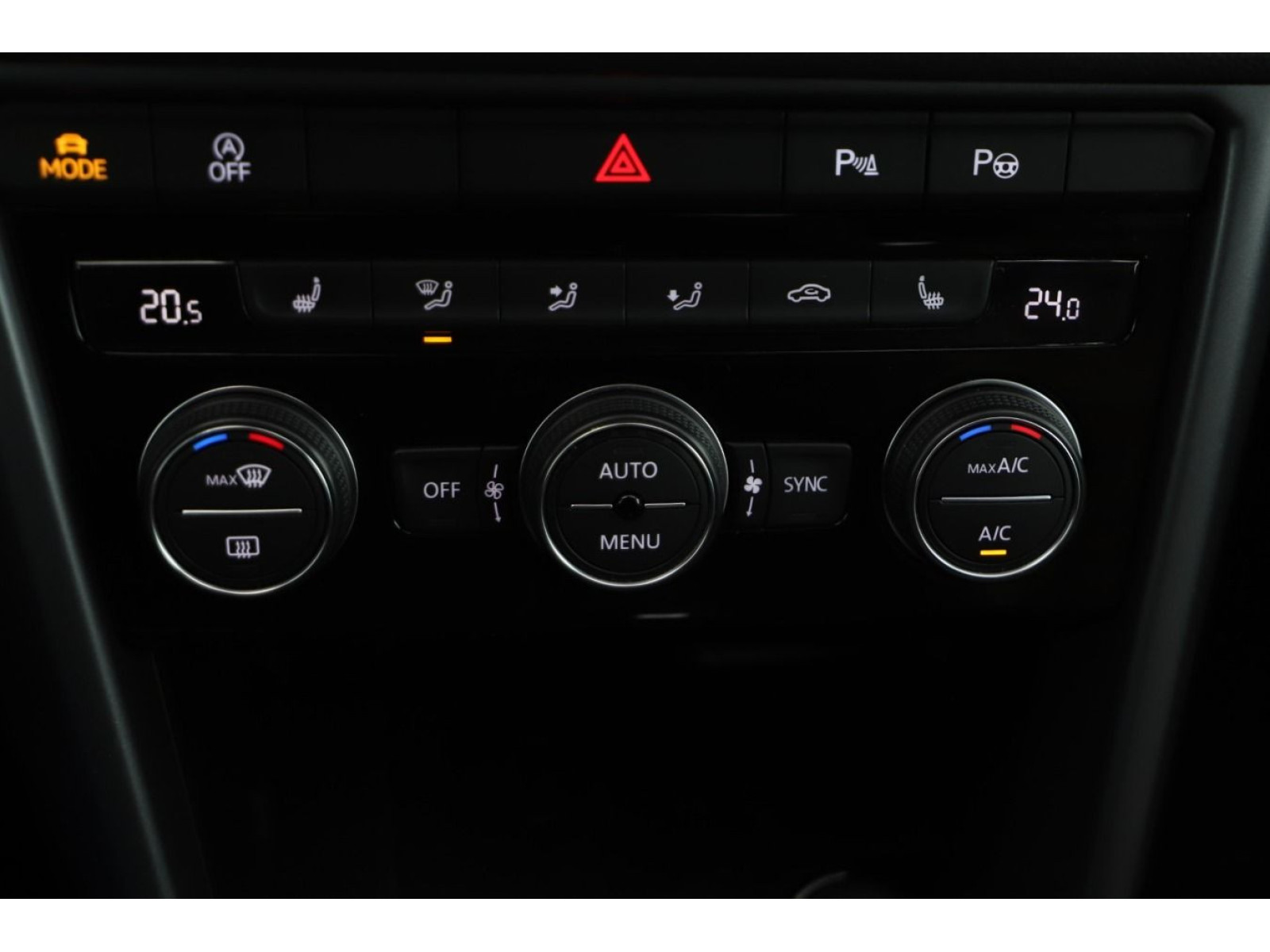 bedienungselemente-mitte-innen