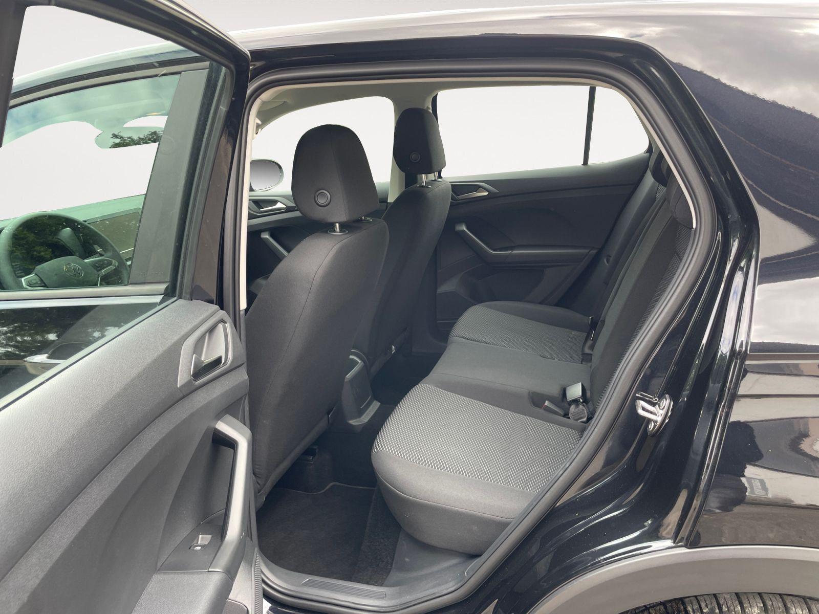 Volkswagen - T-Cross_14