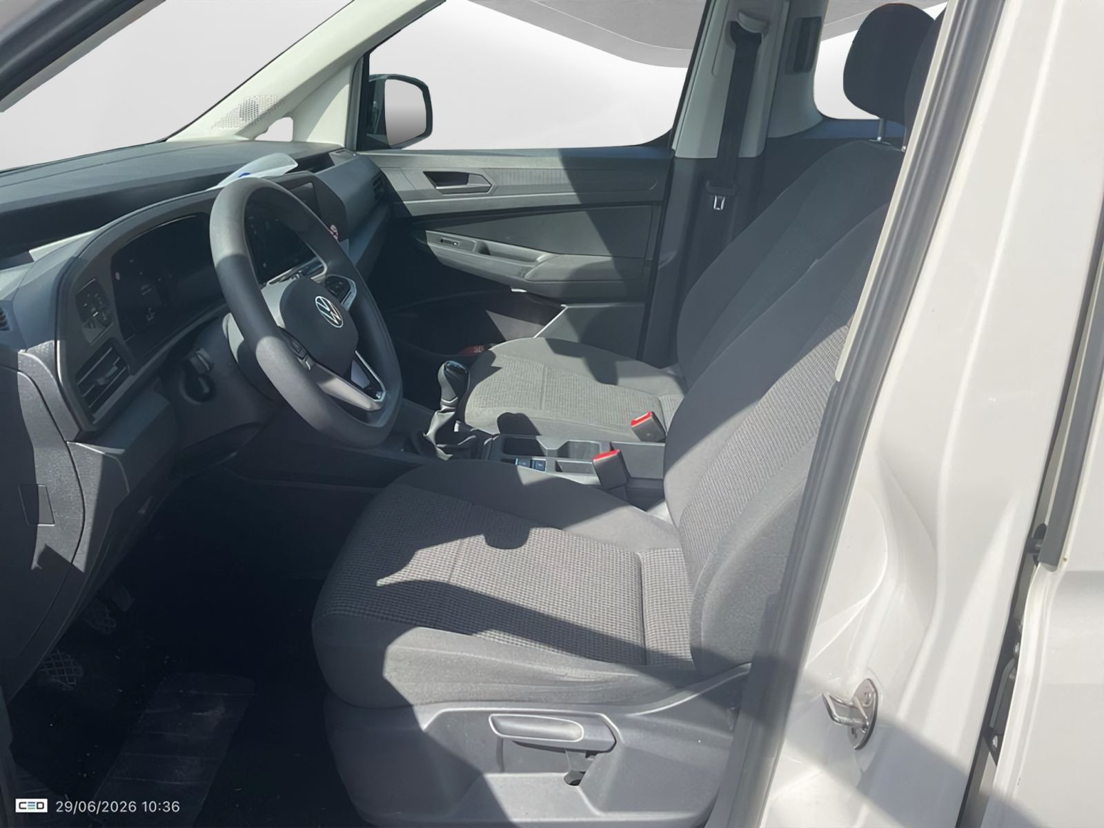 Volkswagen - Caddy_5