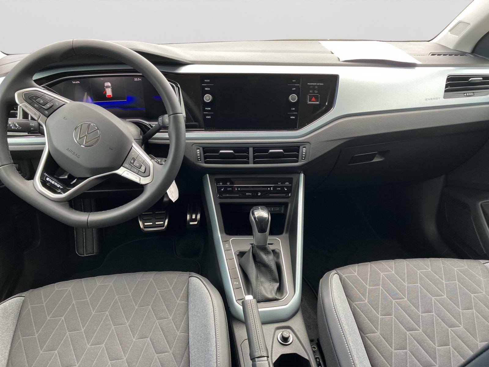 Volkswagen - Polo_23