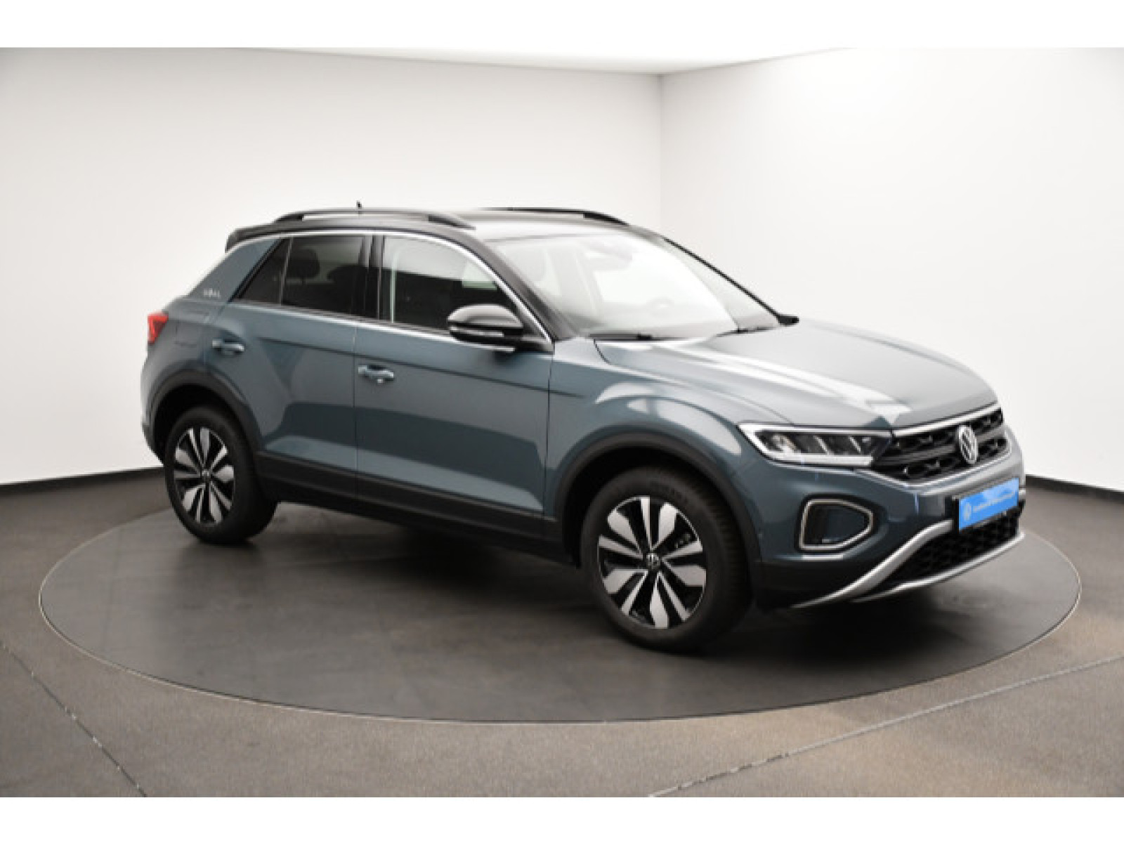 Volkswagen - T-Roc_12