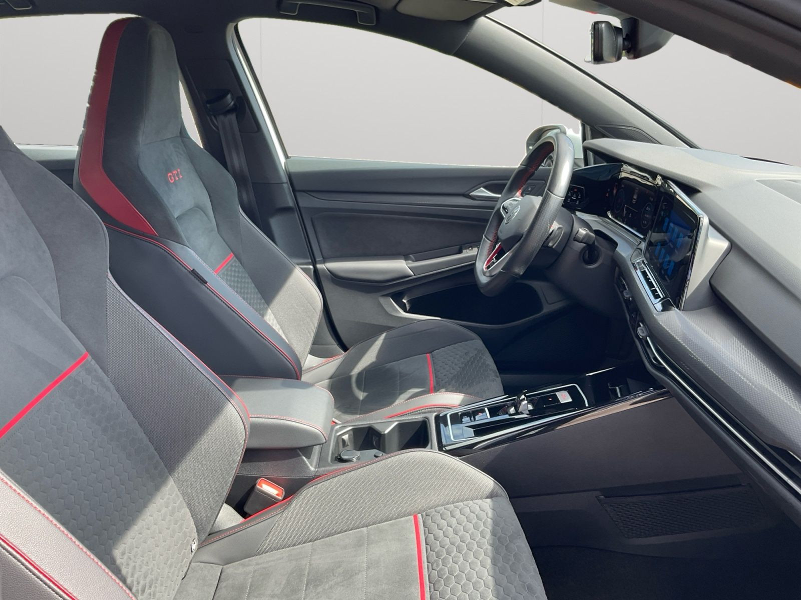 Volkswagen - Golf GTI_15