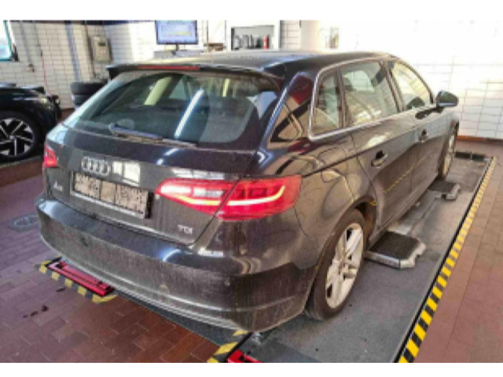 diagonalansicht-hinten-aussen