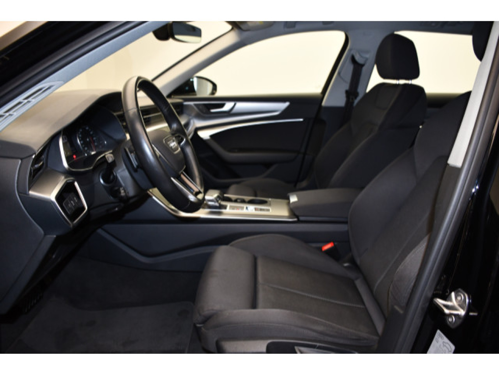 Audi - A6 Avant_3