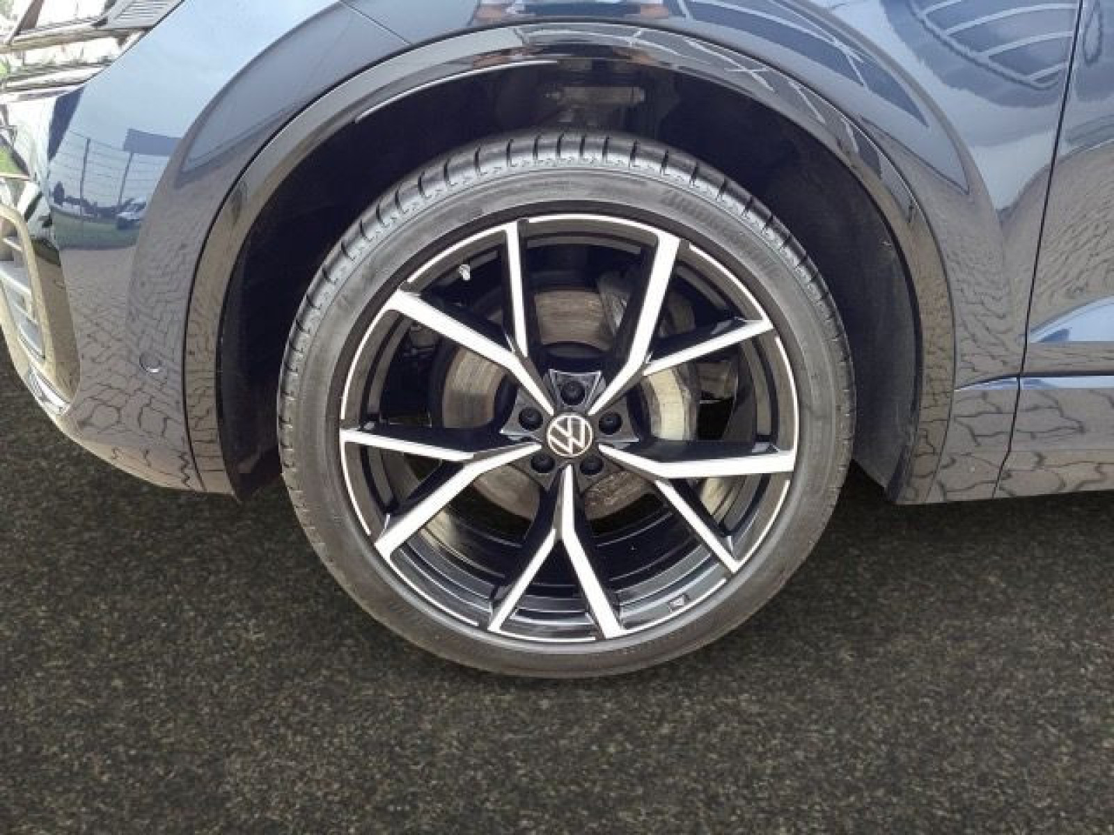 Volkswagen - Touareg_16