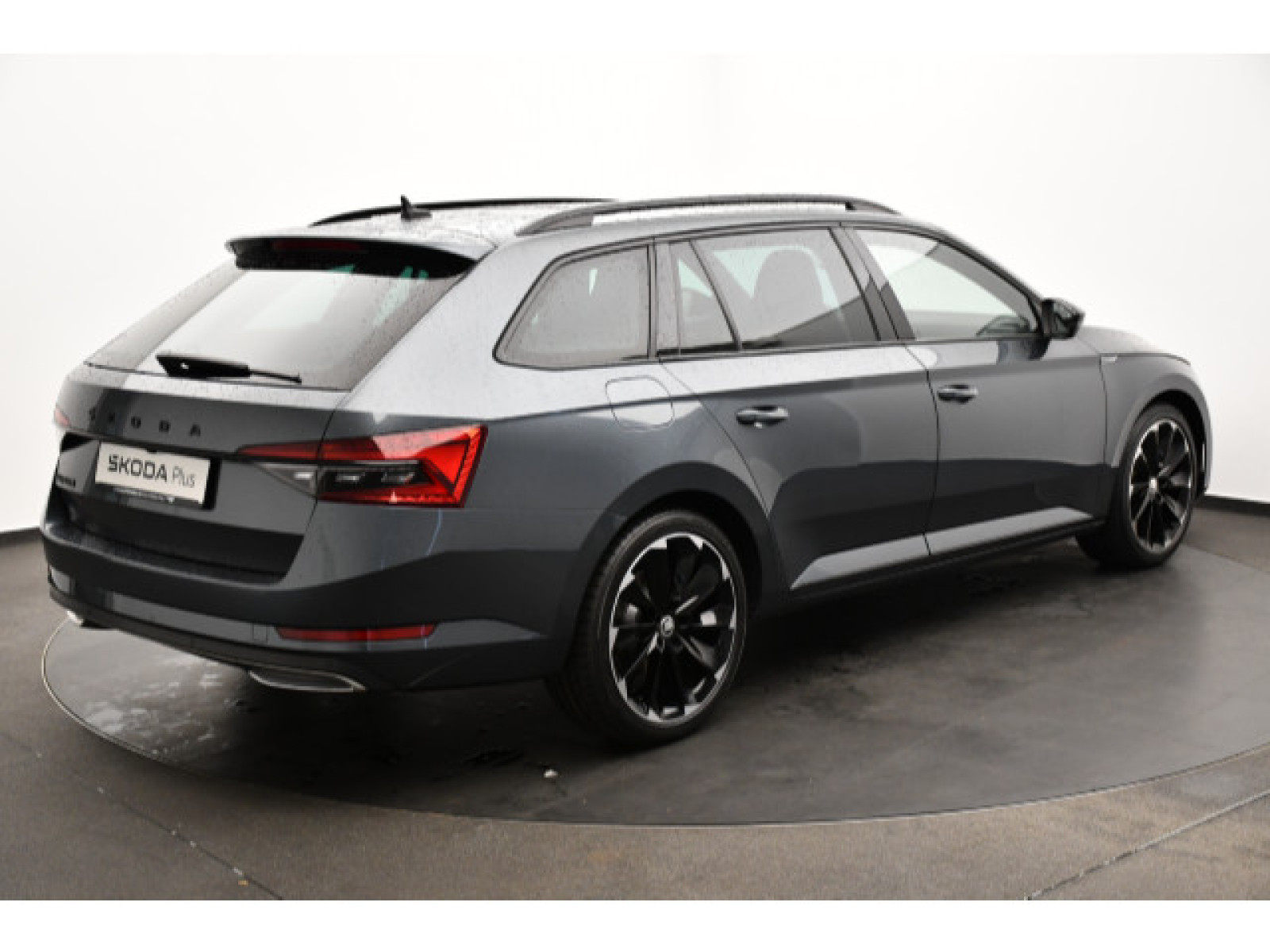 diagonalansicht-hinten-aussen