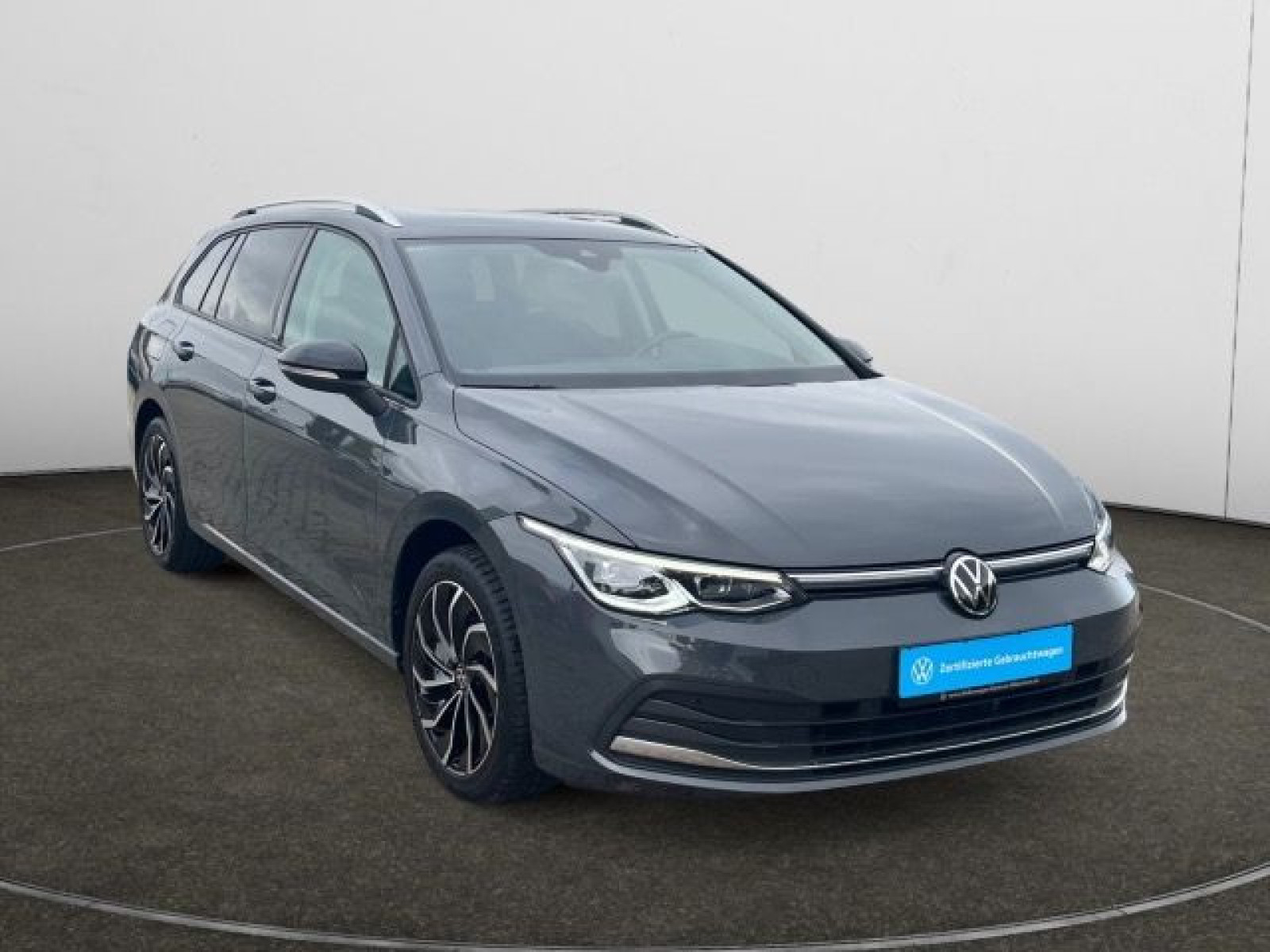 diagonal-frontansicht-aussen