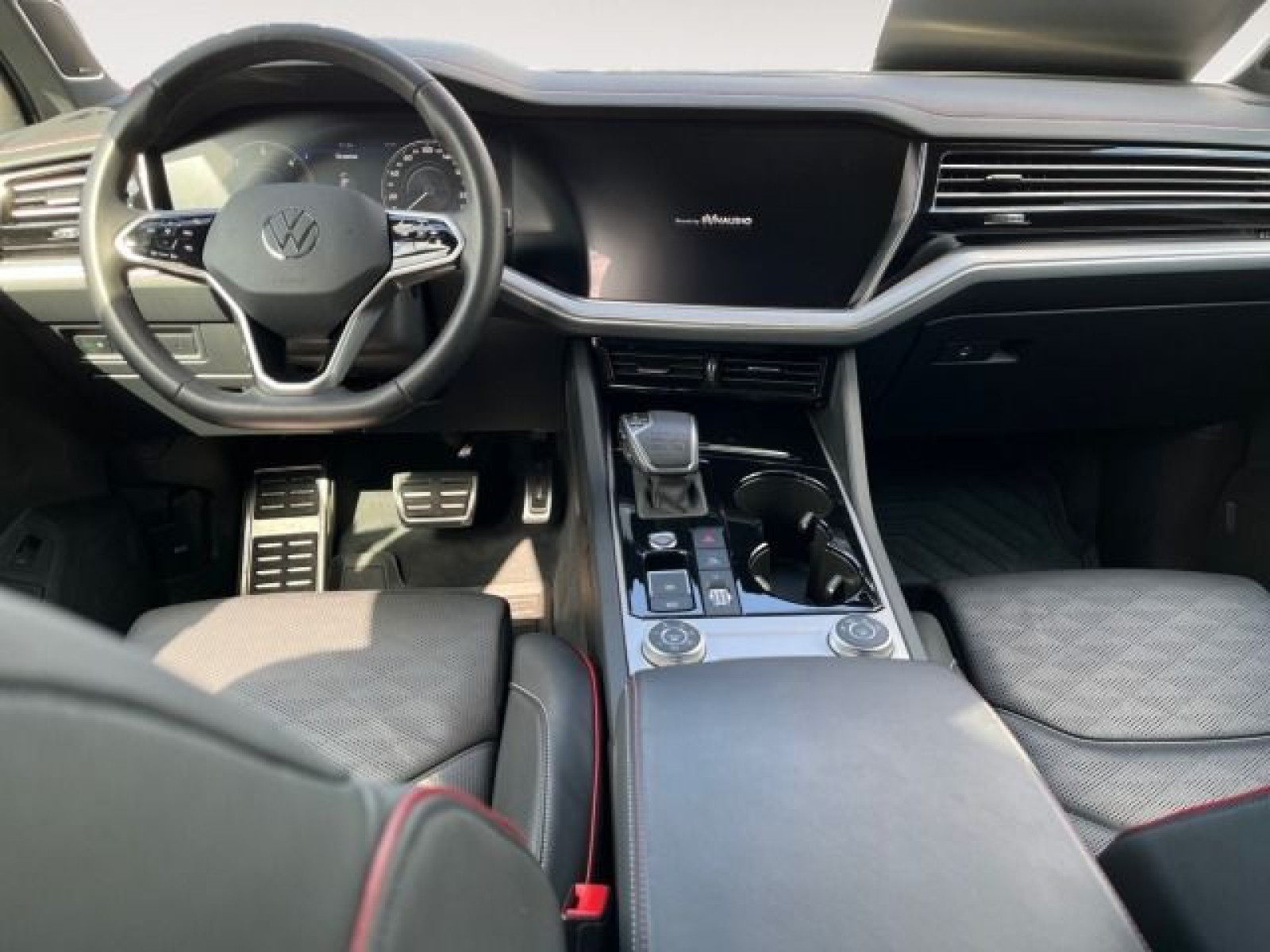 Volkswagen - Touareg_10