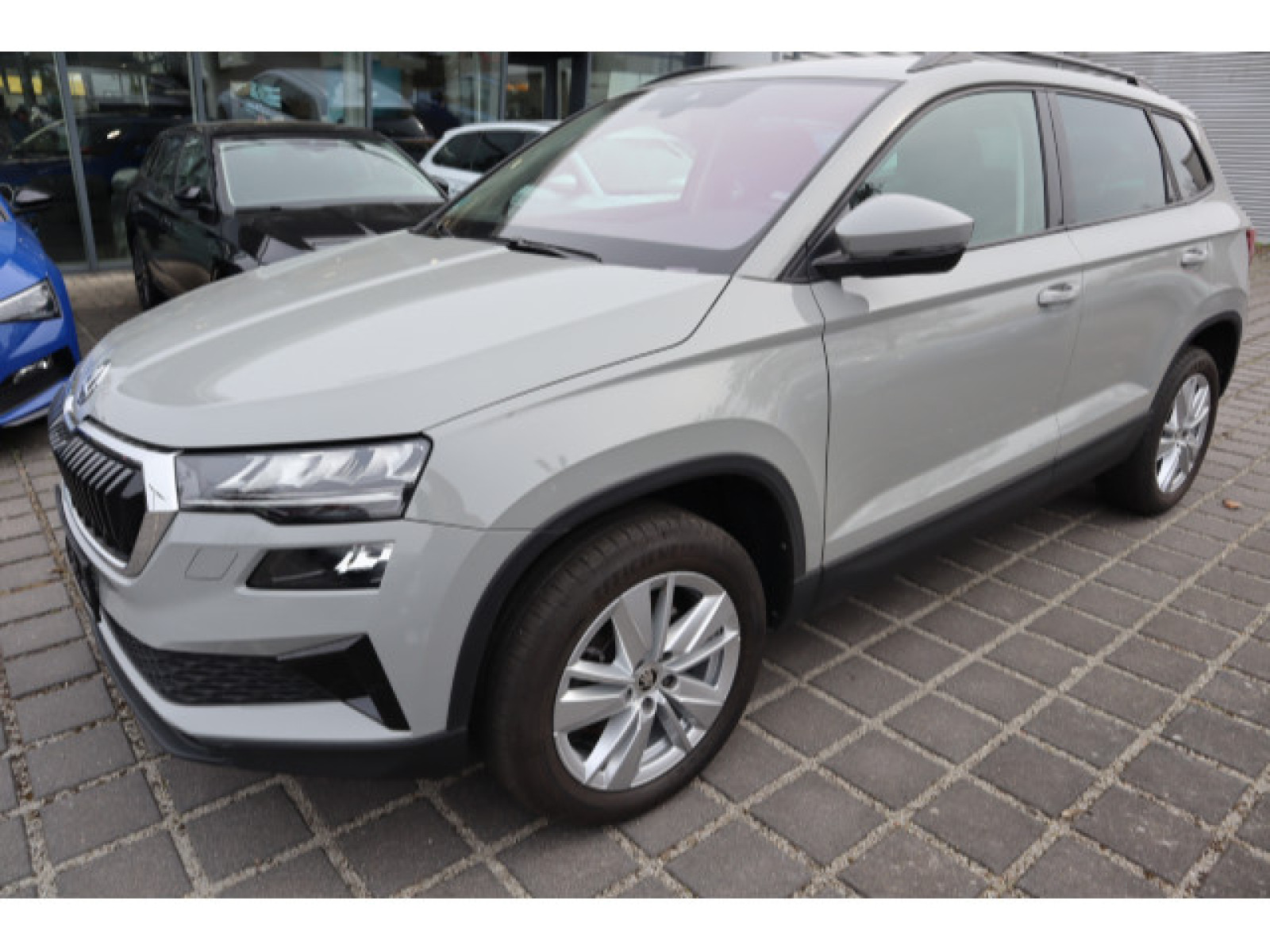 diagonal-frontansicht-aussen