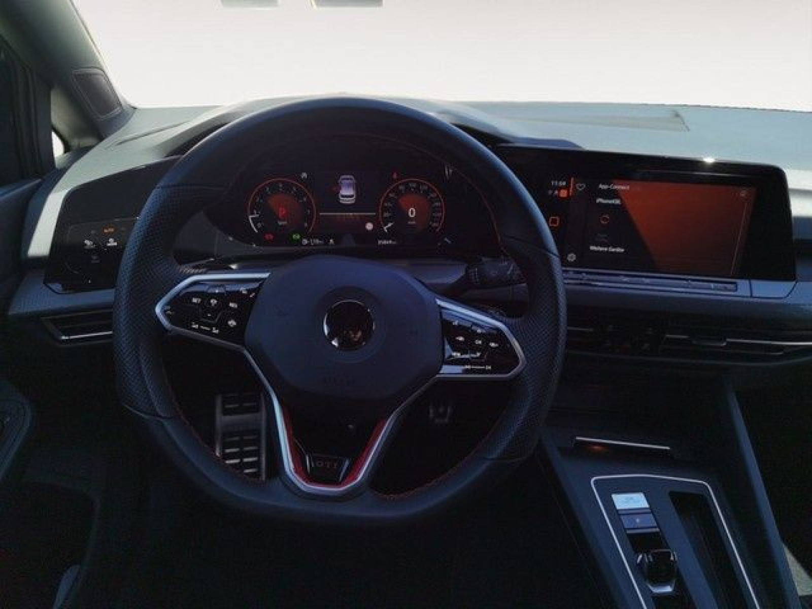 Volkswagen - Golf GTI_11