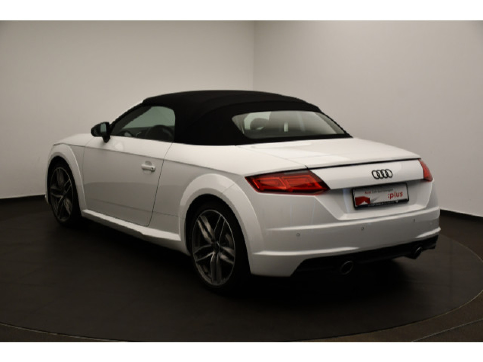 Audi - TT Roadster_16