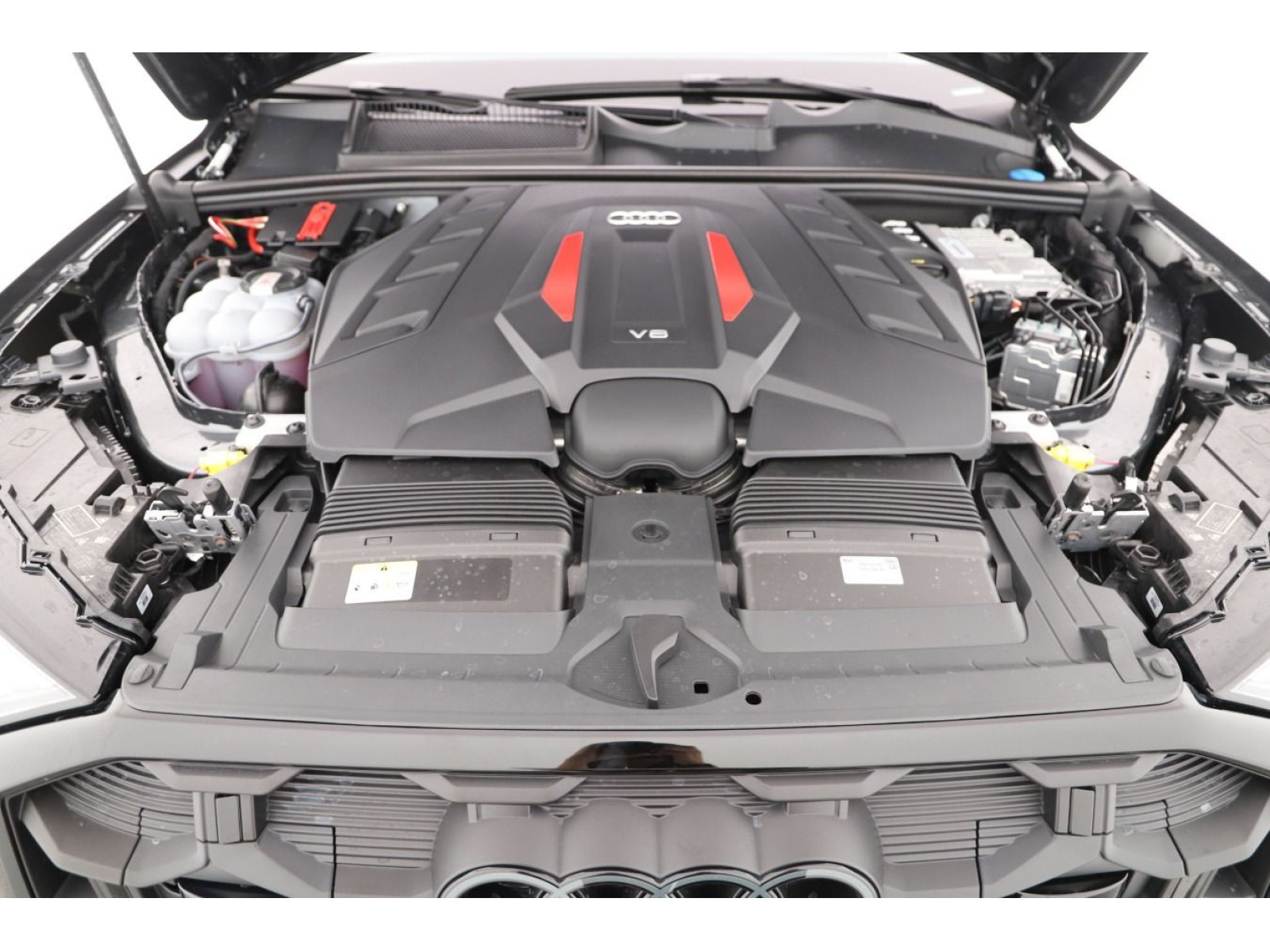 Audi - SQ7_18