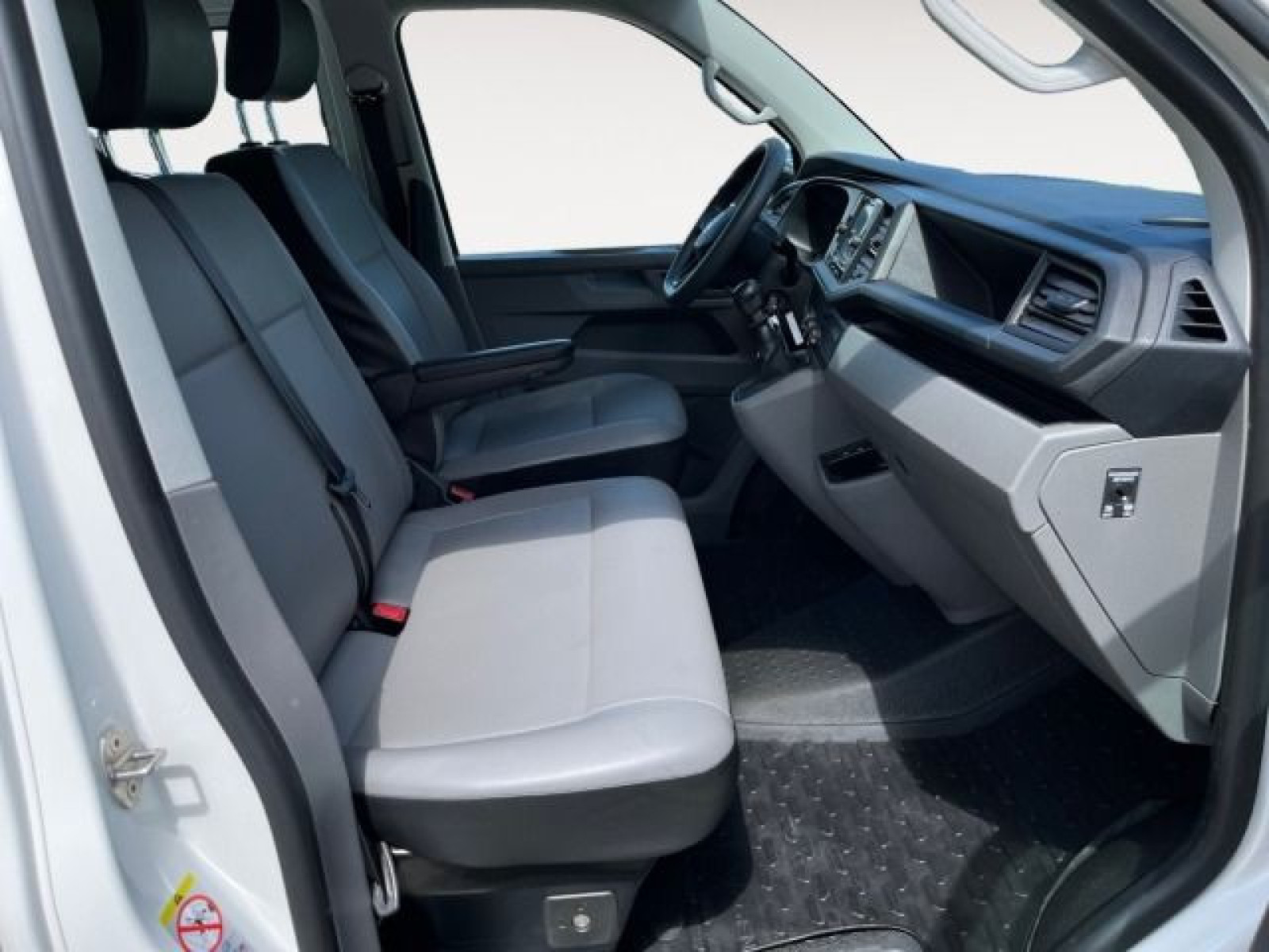 Volkswagen - T6.1 Kombi_16