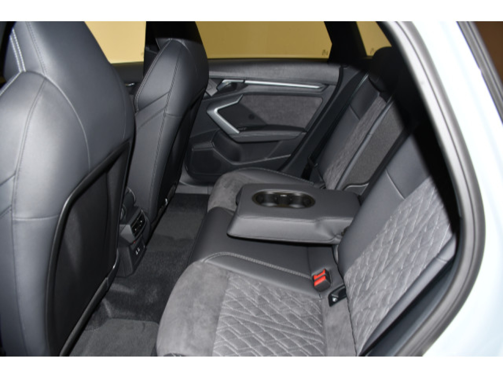 Audi - A3 allstreet_12