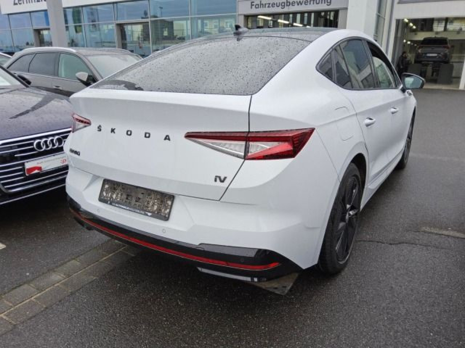 diagonalansicht-hinten-aussen