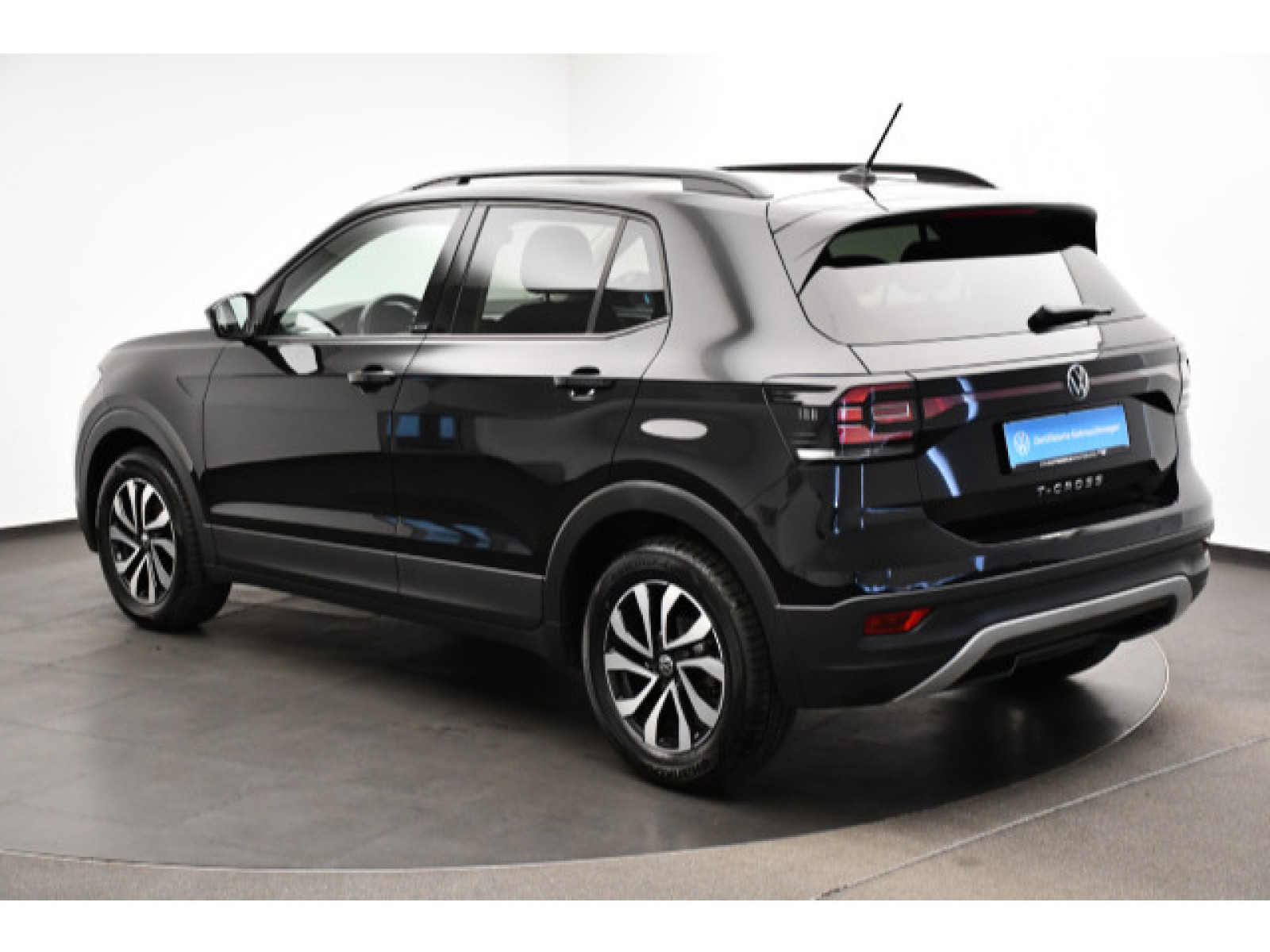Volkswagen - T-Cross_13