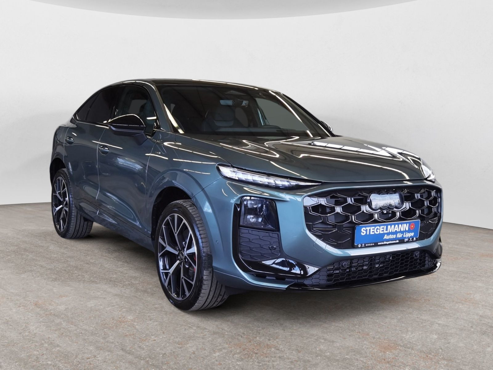 Audi - Q3 Sportback_8