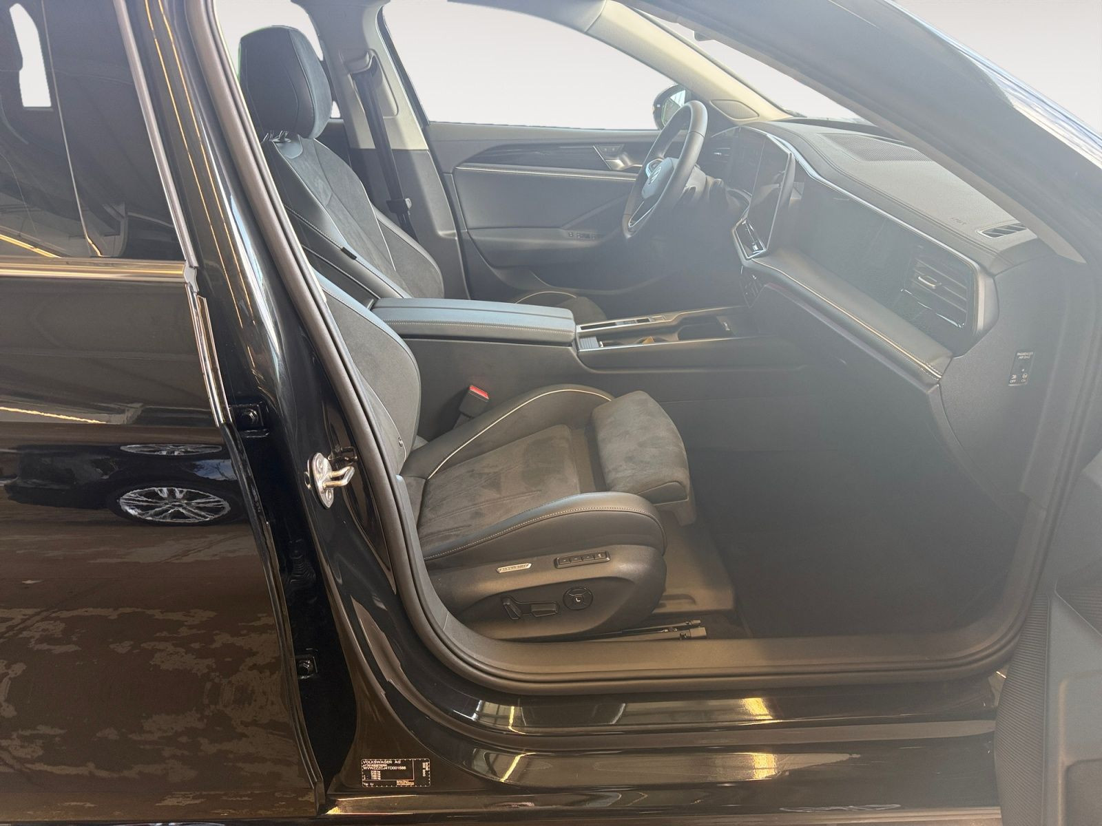 Volkswagen - Passat Variant_16