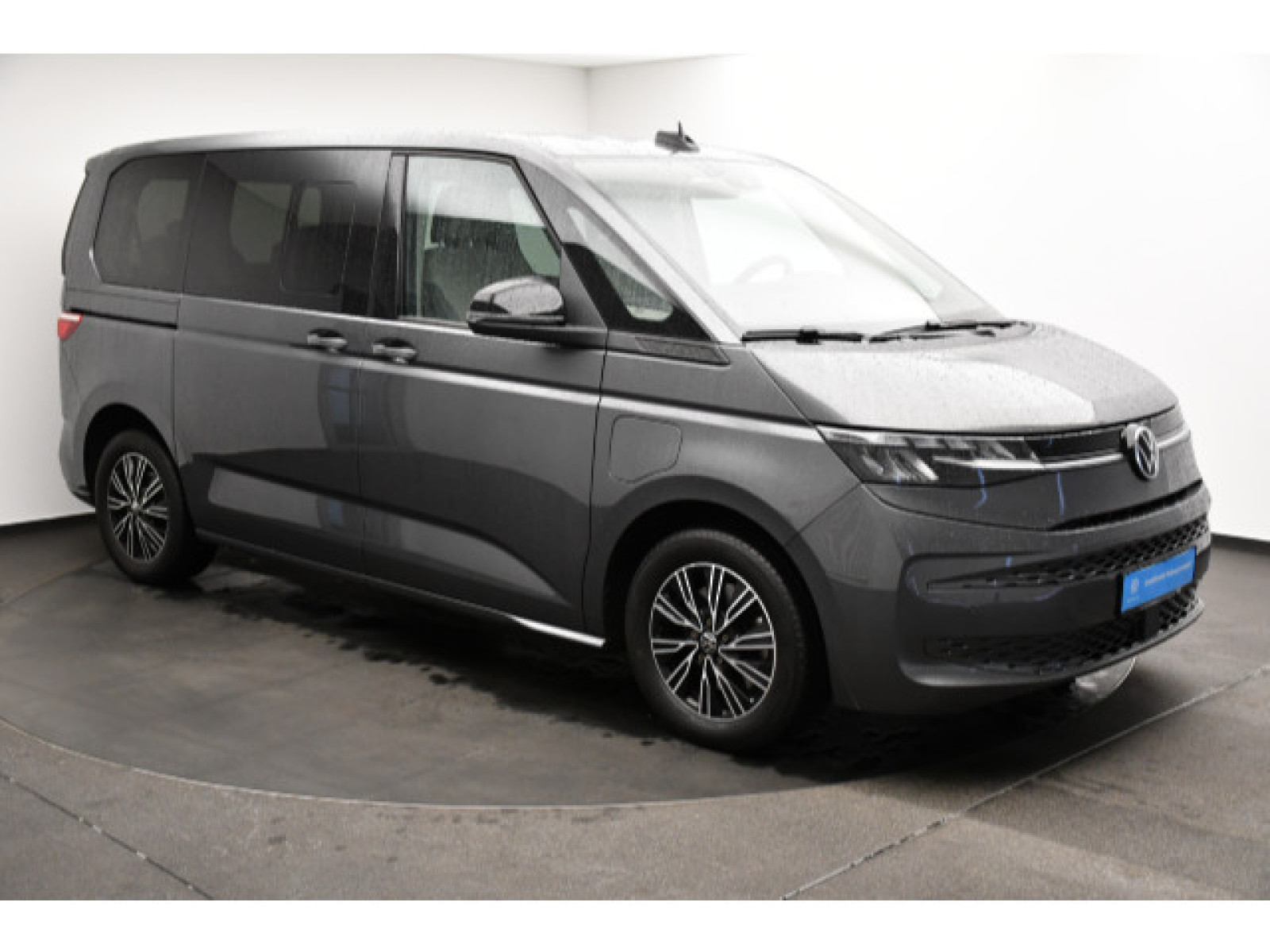 diagonal-frontansicht-aussen