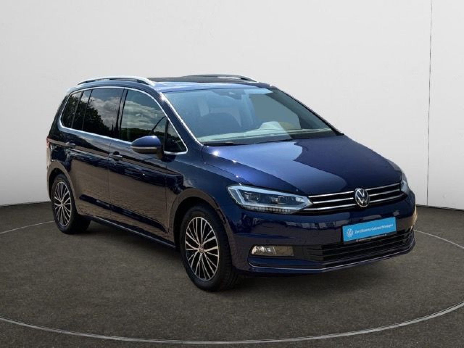 Volkswagen - Touran_5