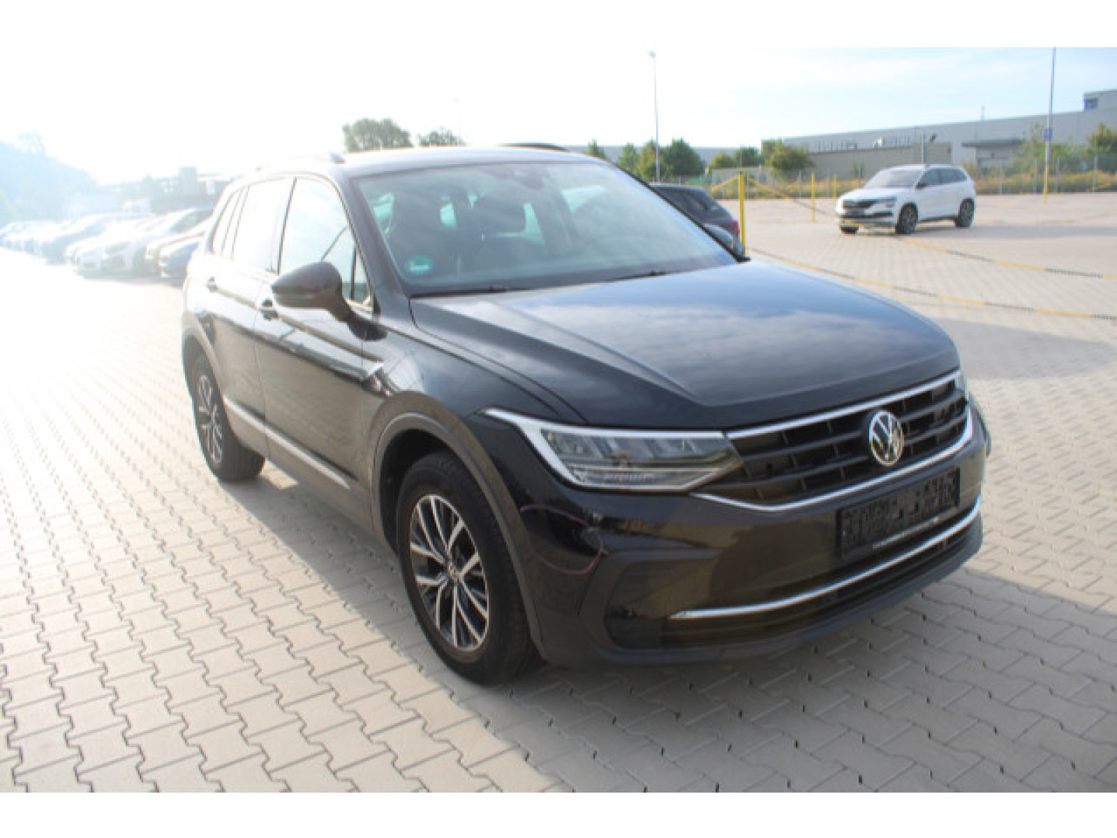 Volkswagen - Tiguan_7