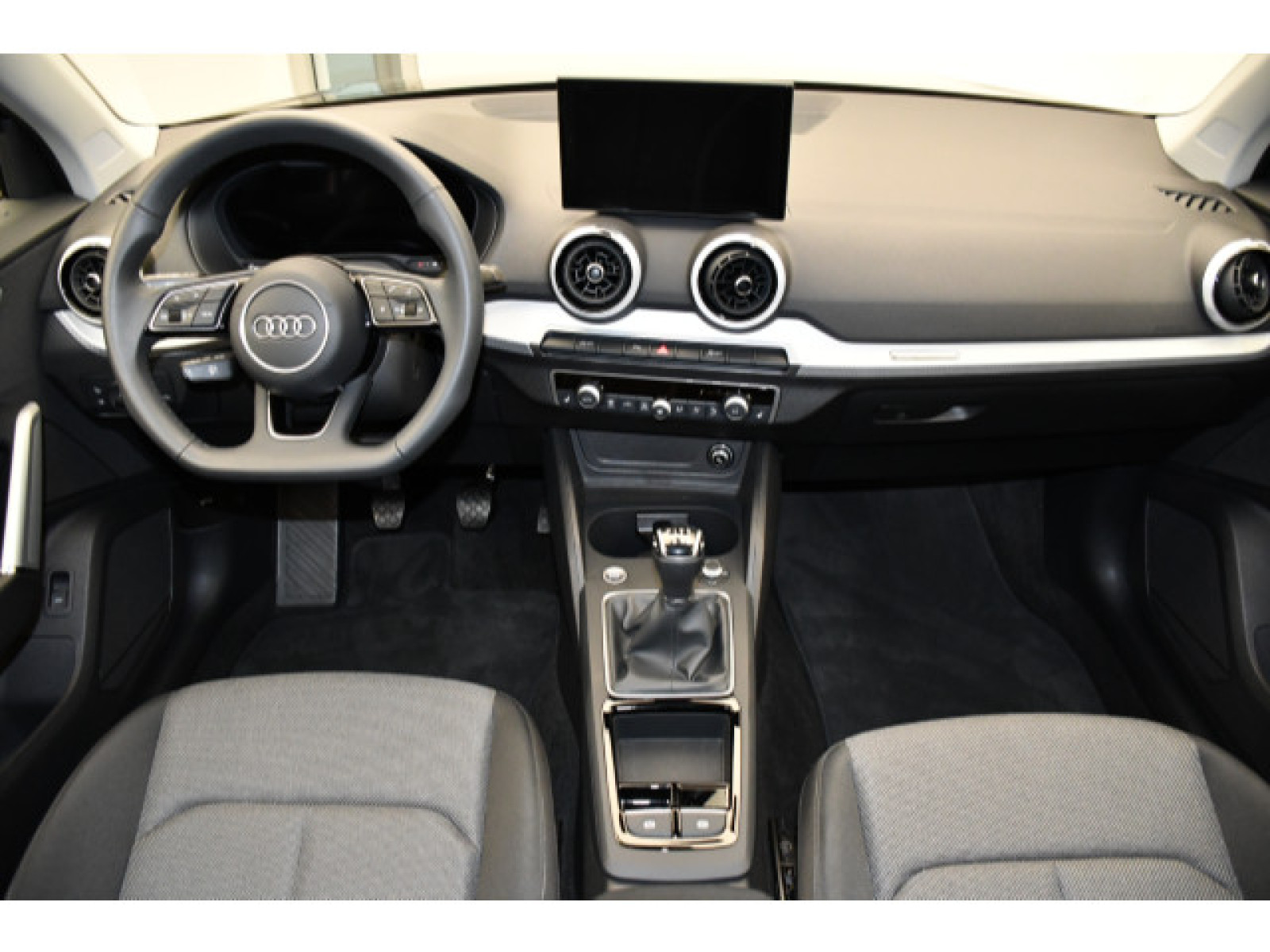 Audi - Q2_7