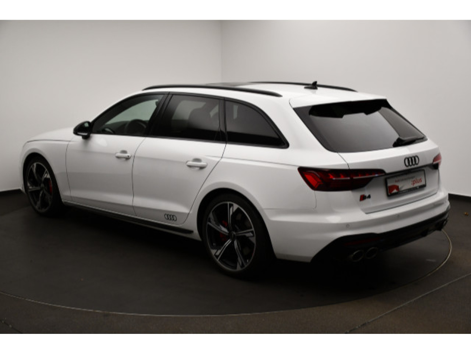 diagonalansicht-hinten-aussen