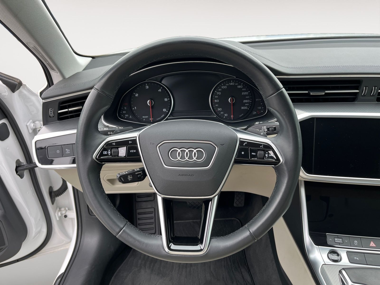 Audi - A6 Avant_13