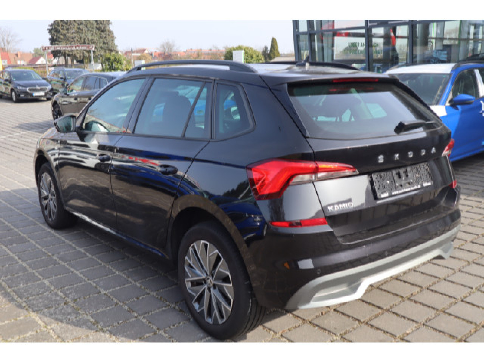 diagonalansicht-hinten-aussen