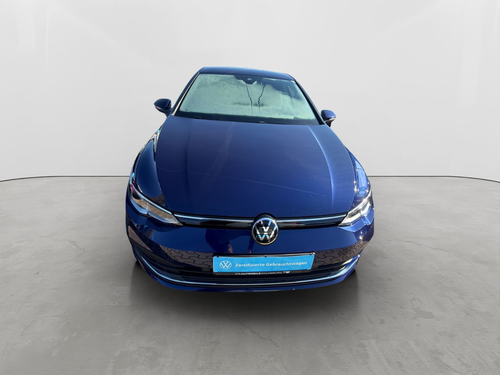 Volkswagen - Golf_8